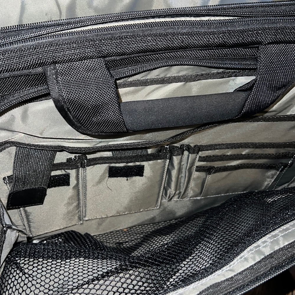 Dell Laptop Bag View 3